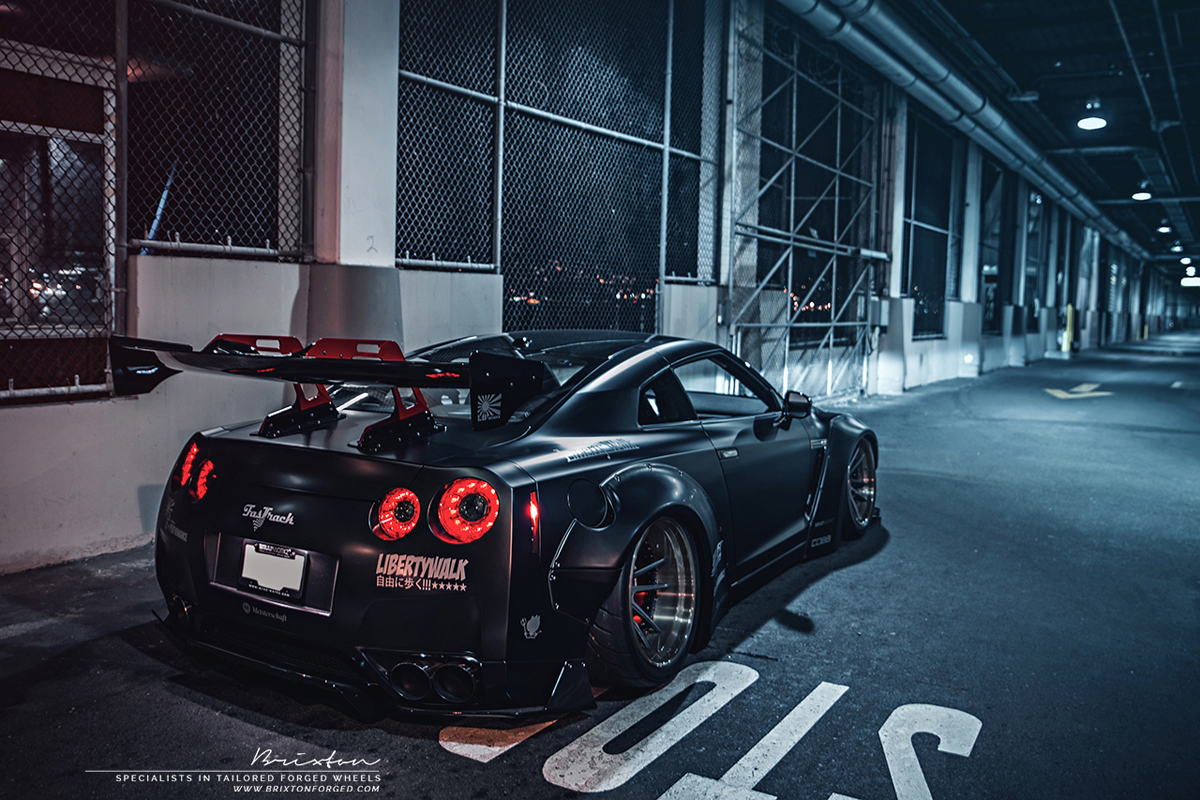 Featured Fitment: Into the Darkness with Brixton Forged