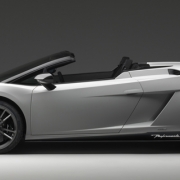 lamborghini-lp-570-4-spyder-performante-10